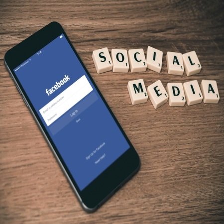 Facebook Deactivating vs. Deleting